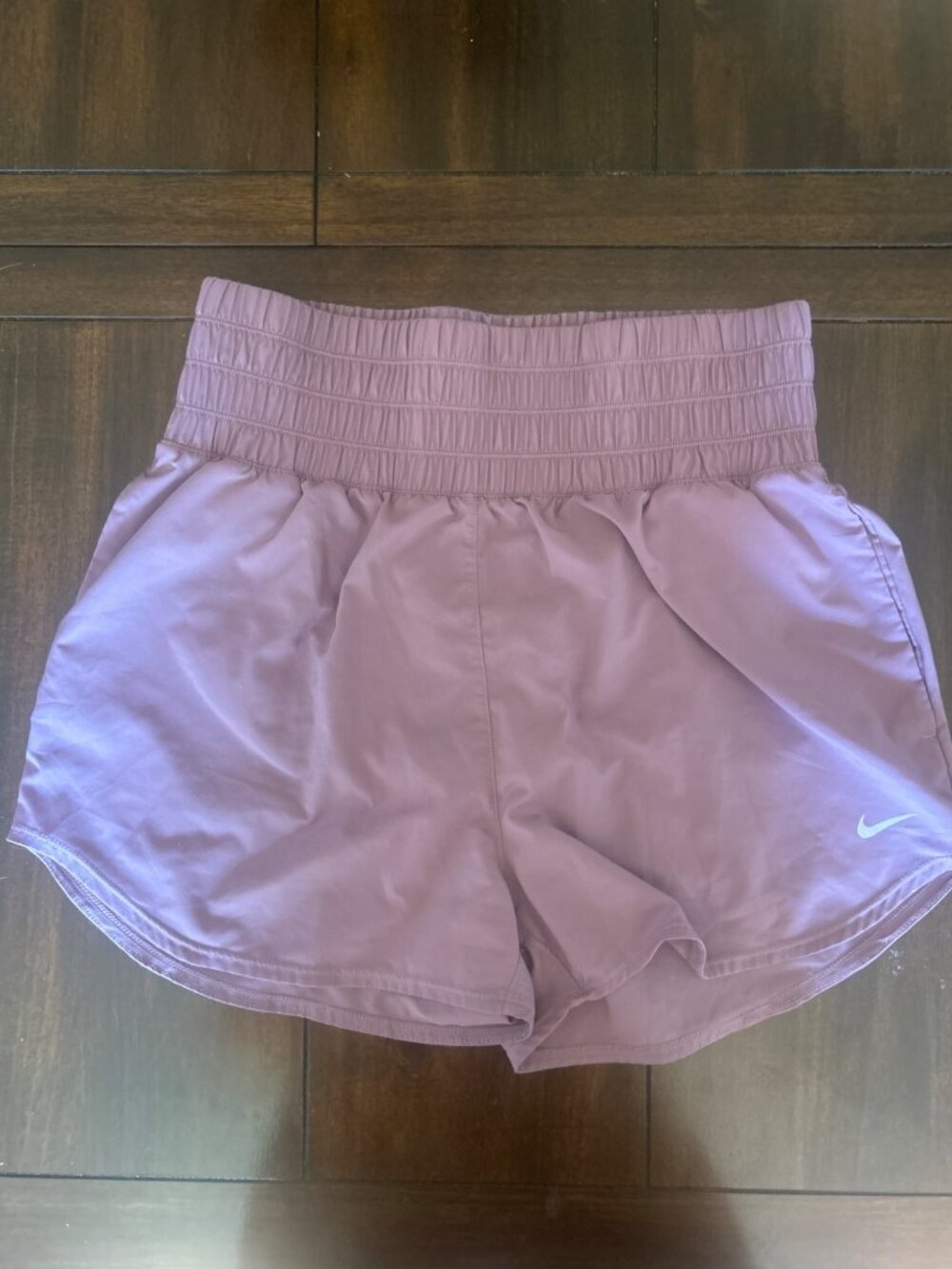 Nike Dri-Fit Womens Purple Running Shorts Elastic Waist Athletic Wear - Picture 1 of 10